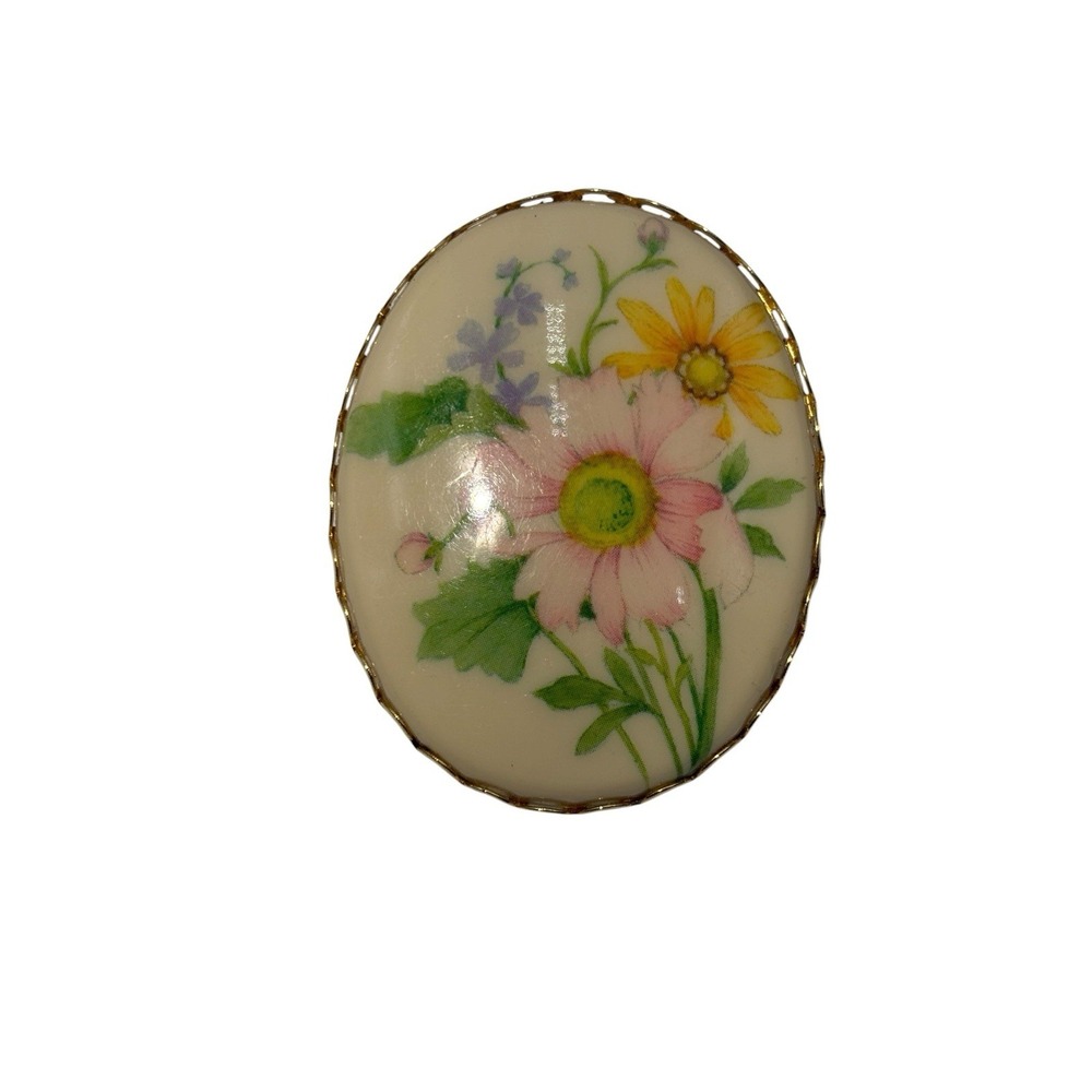 Vintage Hallmark Cards Gold Tone Pastel Wild Flowers‎ Oval Cameo Brooch Pin